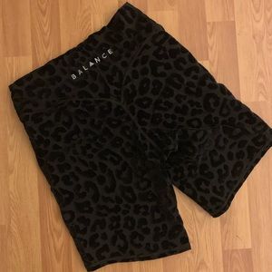 SOLD on Ⓜ️NWT Balance Athletica Panther Bike Short